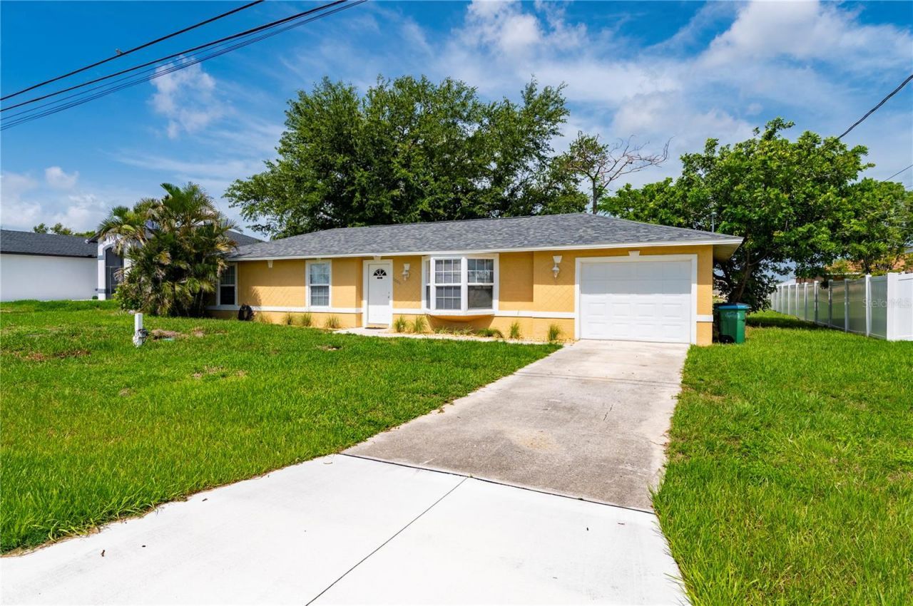 1006 NE 2nd Avenue, Cape Coral, FL 33909 Photo