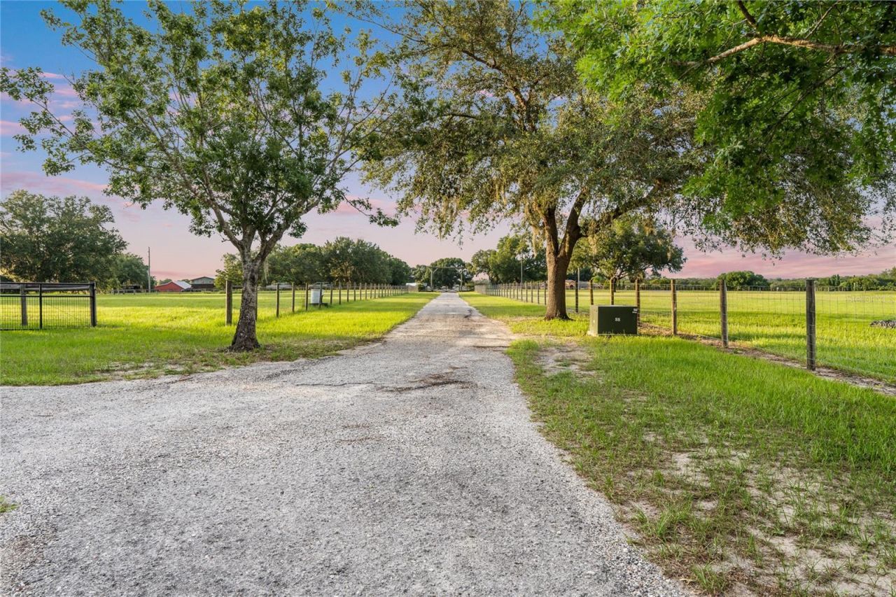 16610 County Line Road, Umatilla, FL 32784 Photo