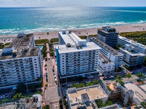 345 Ocean Drive, Unit 305, Miami Beach, FL 33139