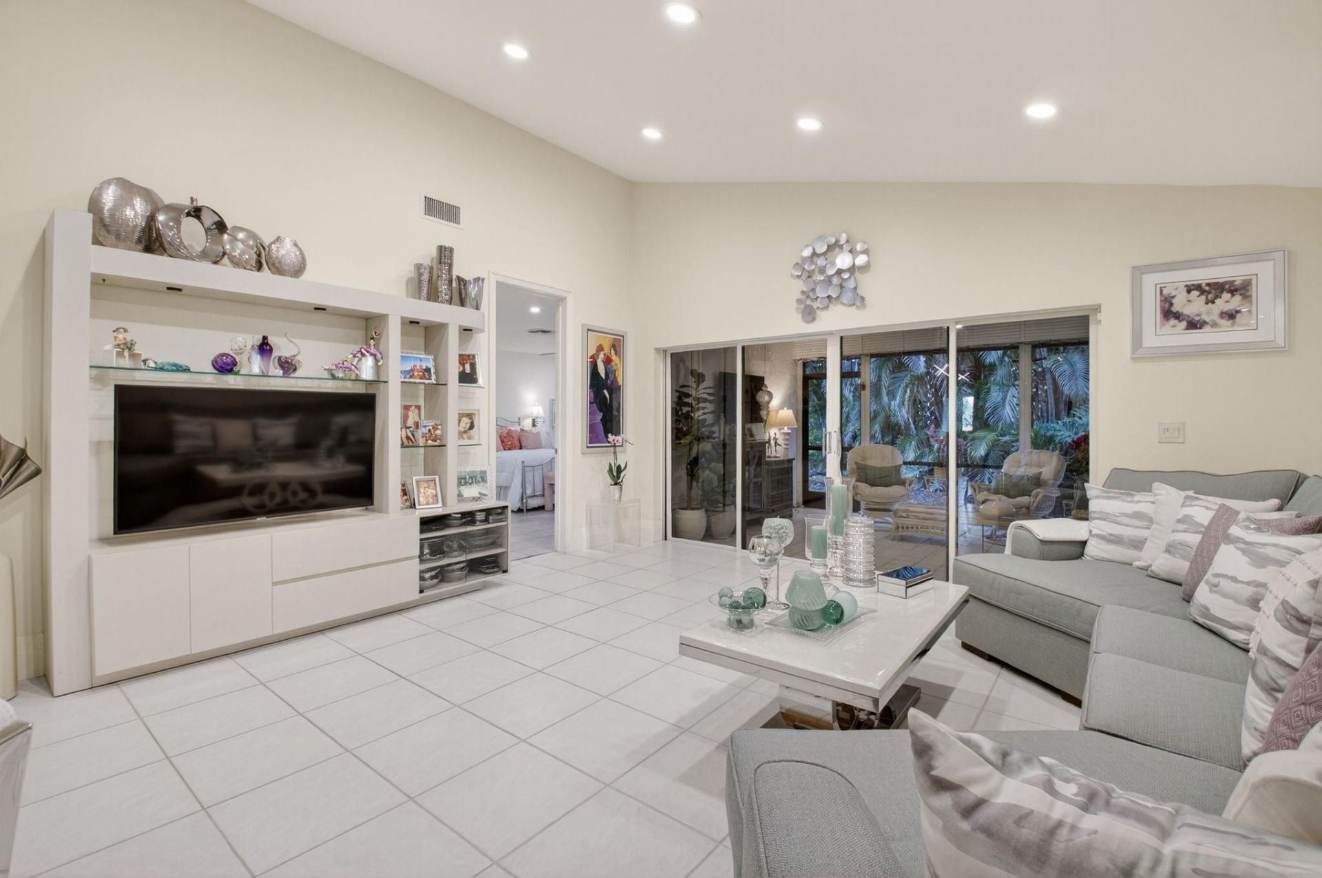 19452 Waters Reach Lane 305 Lane, Unit 305, Boca Raton, FL 33434 Photo