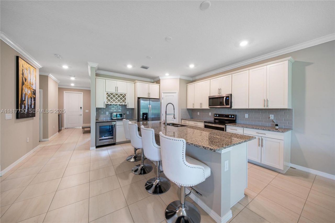 8160 NW 78th St, Tamarac, FL 33321 Photo