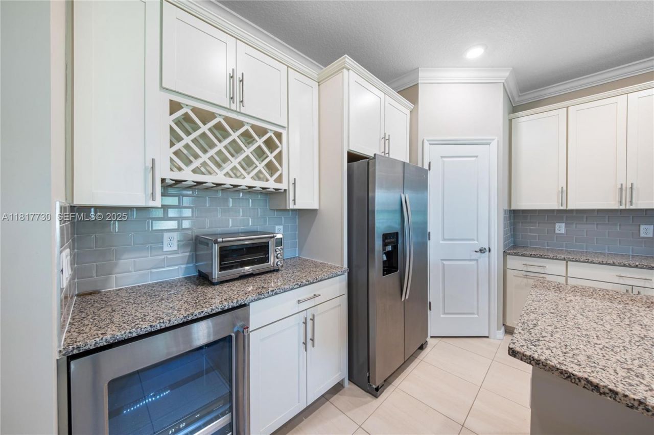 8160 NW 78th St, Tamarac, FL 33321 Photo