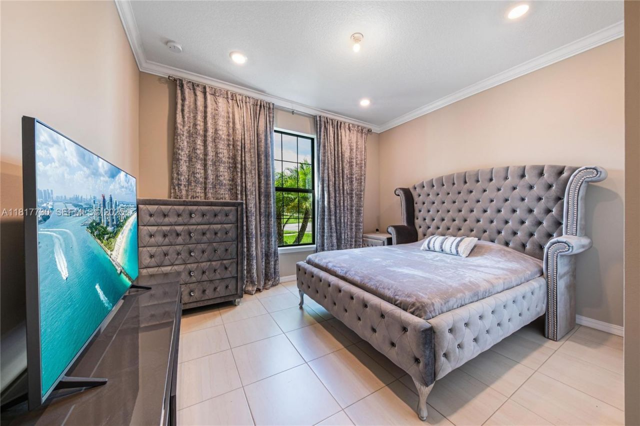 8160 NW 78th St, Tamarac, FL 33321 Photo