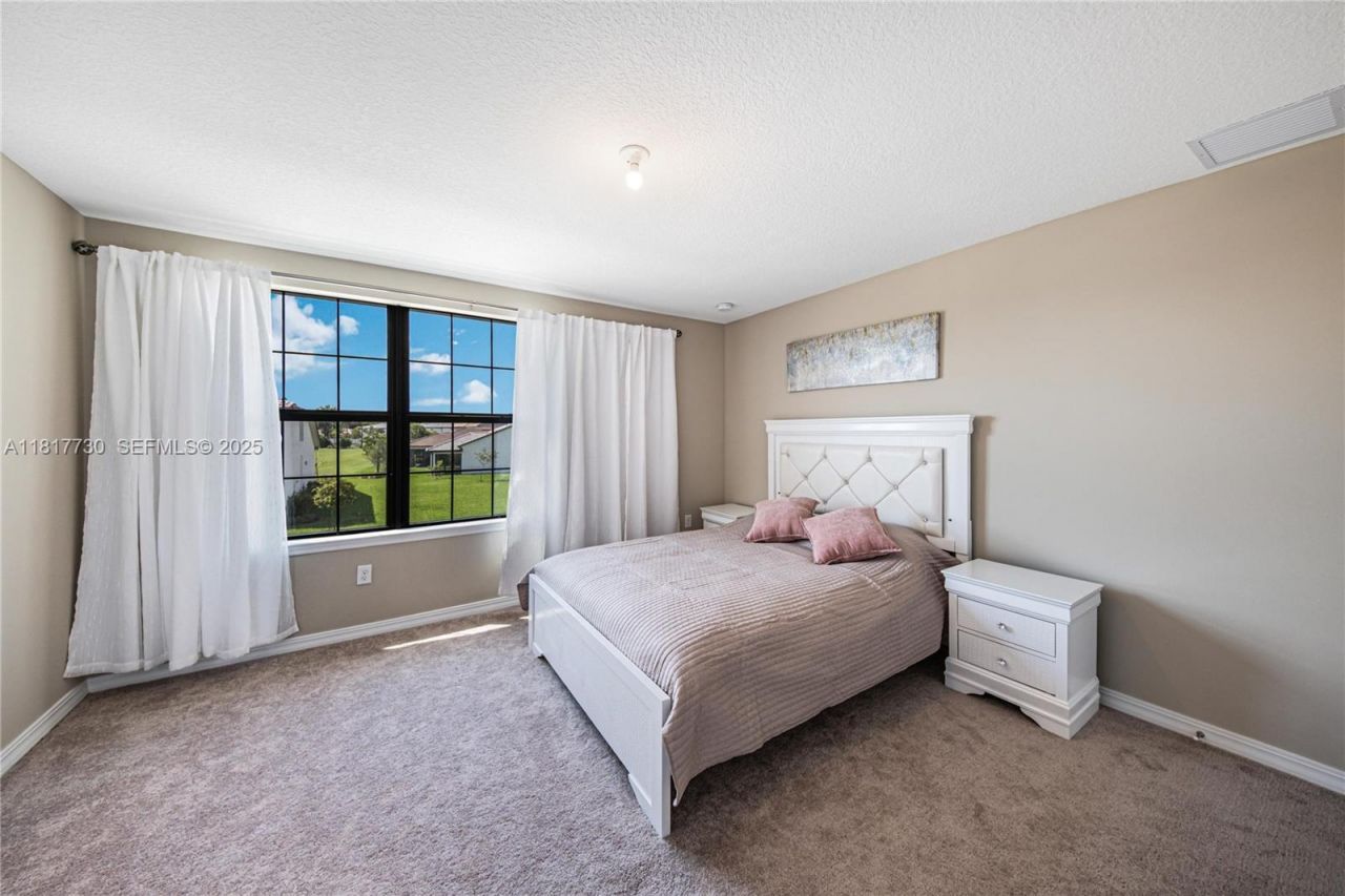 8160 NW 78th St, Tamarac, FL 33321 Photo