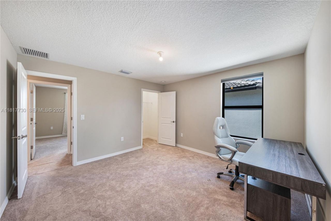 8160 NW 78th St, Tamarac, FL 33321 Photo