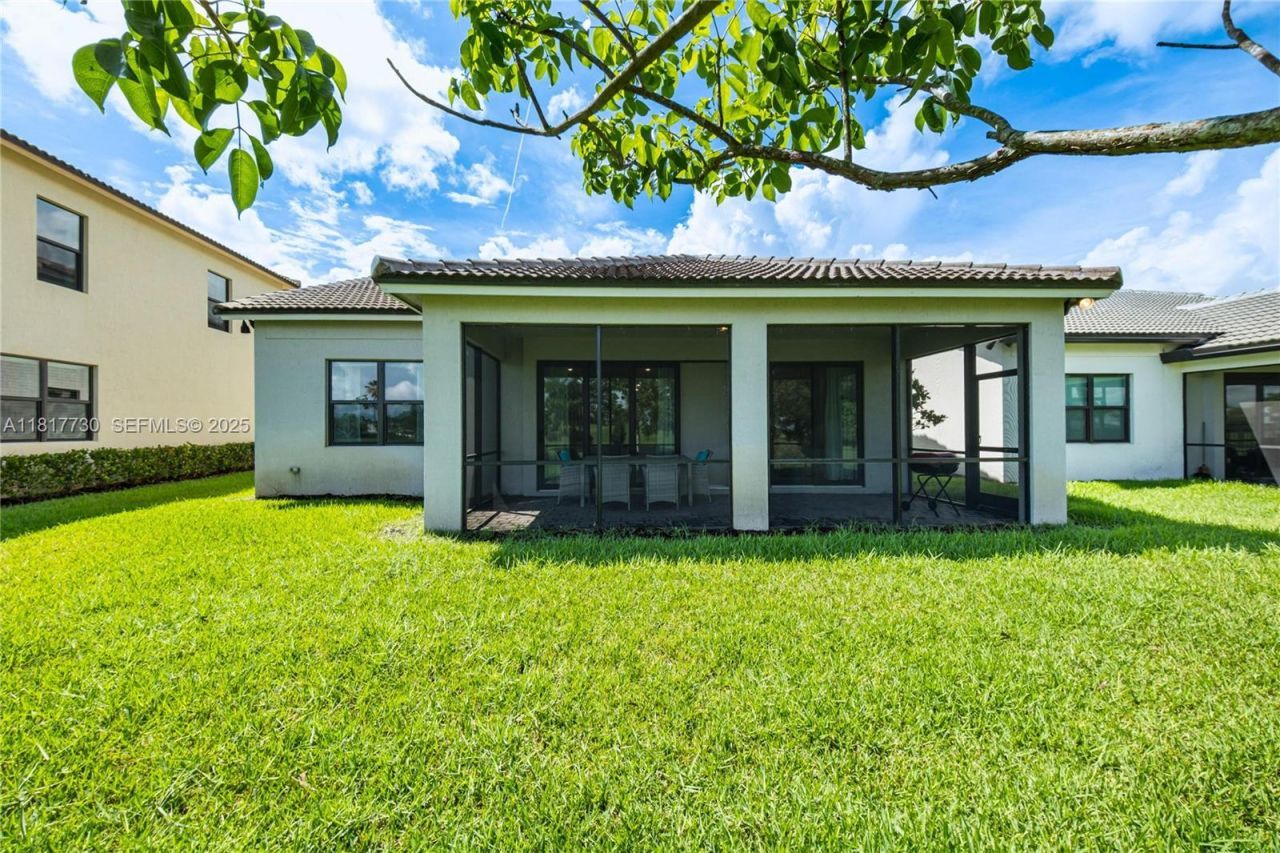 8160 NW 78th St, Tamarac, FL 33321 Photo