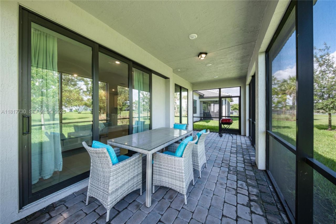 8160 NW 78th St, Tamarac, FL 33321 Photo