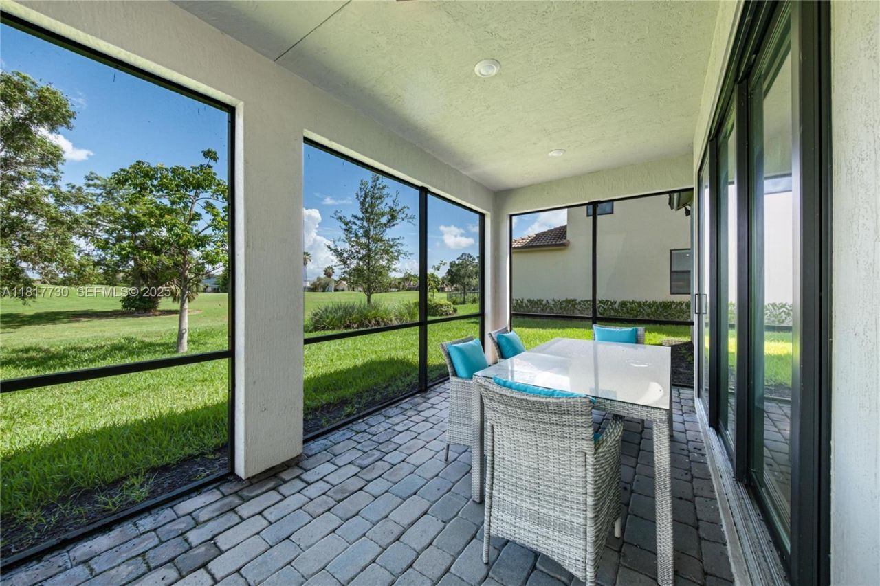 8160 NW 78th St, Tamarac, FL 33321 Photo