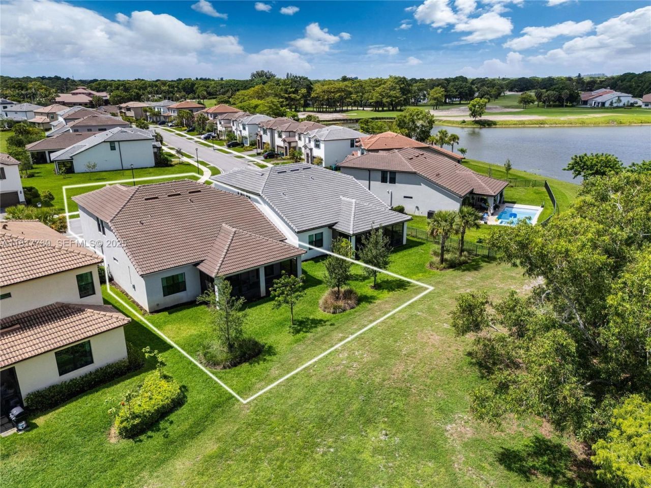 8160 NW 78th St, Tamarac, FL 33321 Photo