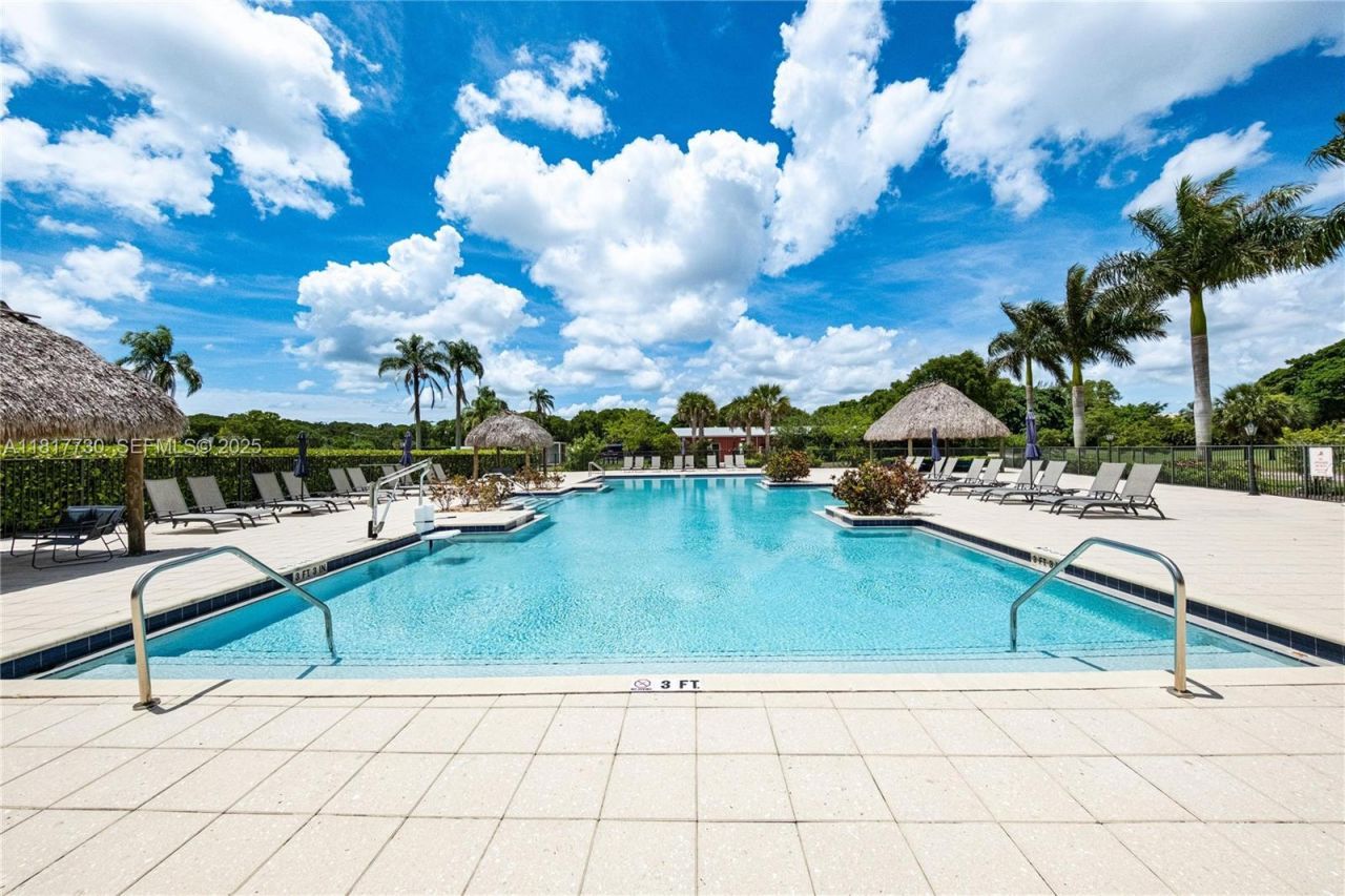 8160 NW 78th St, Tamarac, FL 33321 Photo