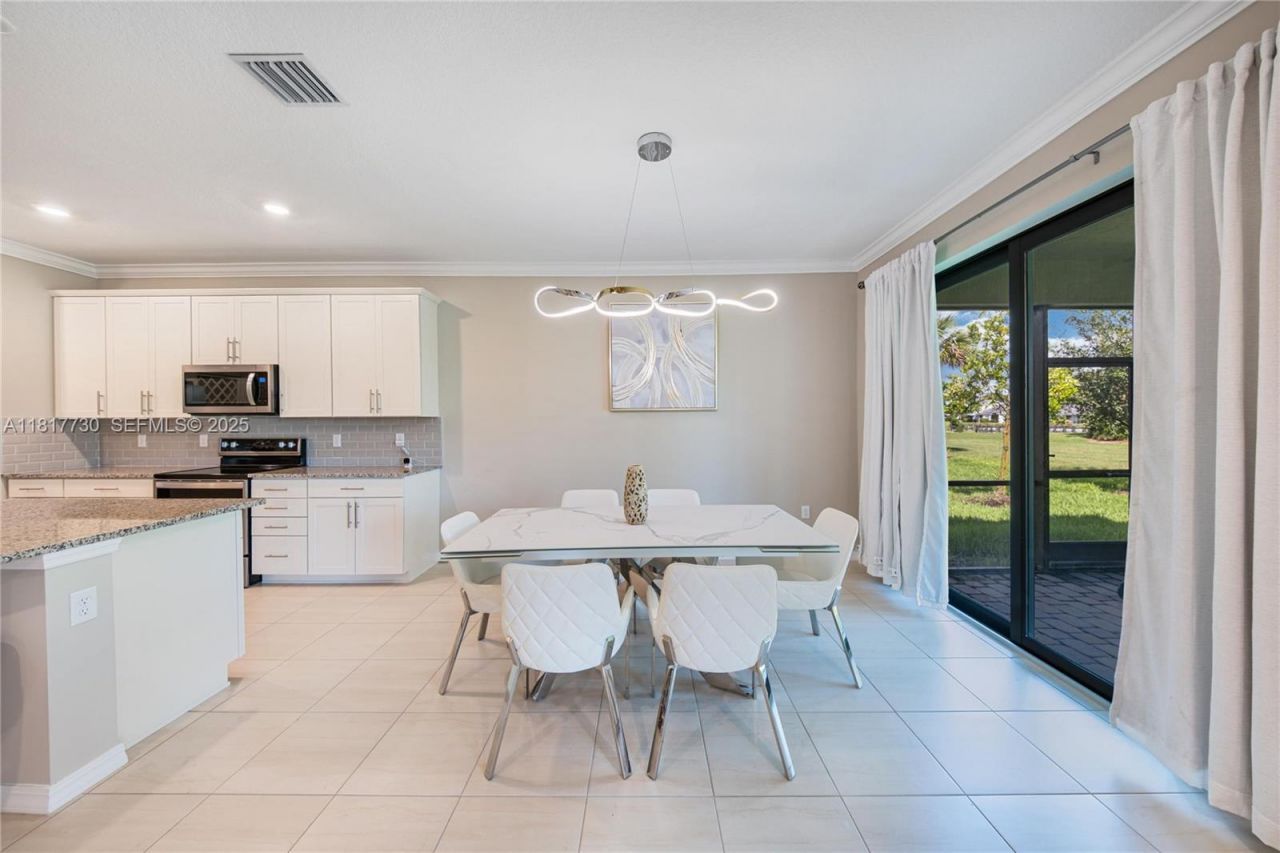 8160 NW 78th St, Tamarac, FL 33321 Photo