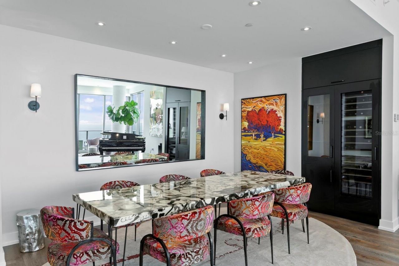 100 1st Avenue N, Unit 3905, Saint Petersburg, FL 33701 Photo