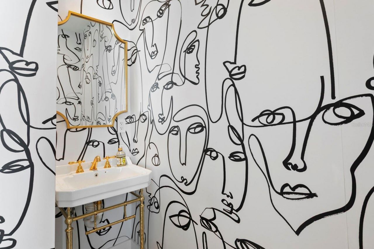 100 1st Avenue N, Unit 3905, Saint Petersburg, FL 33701 Photo