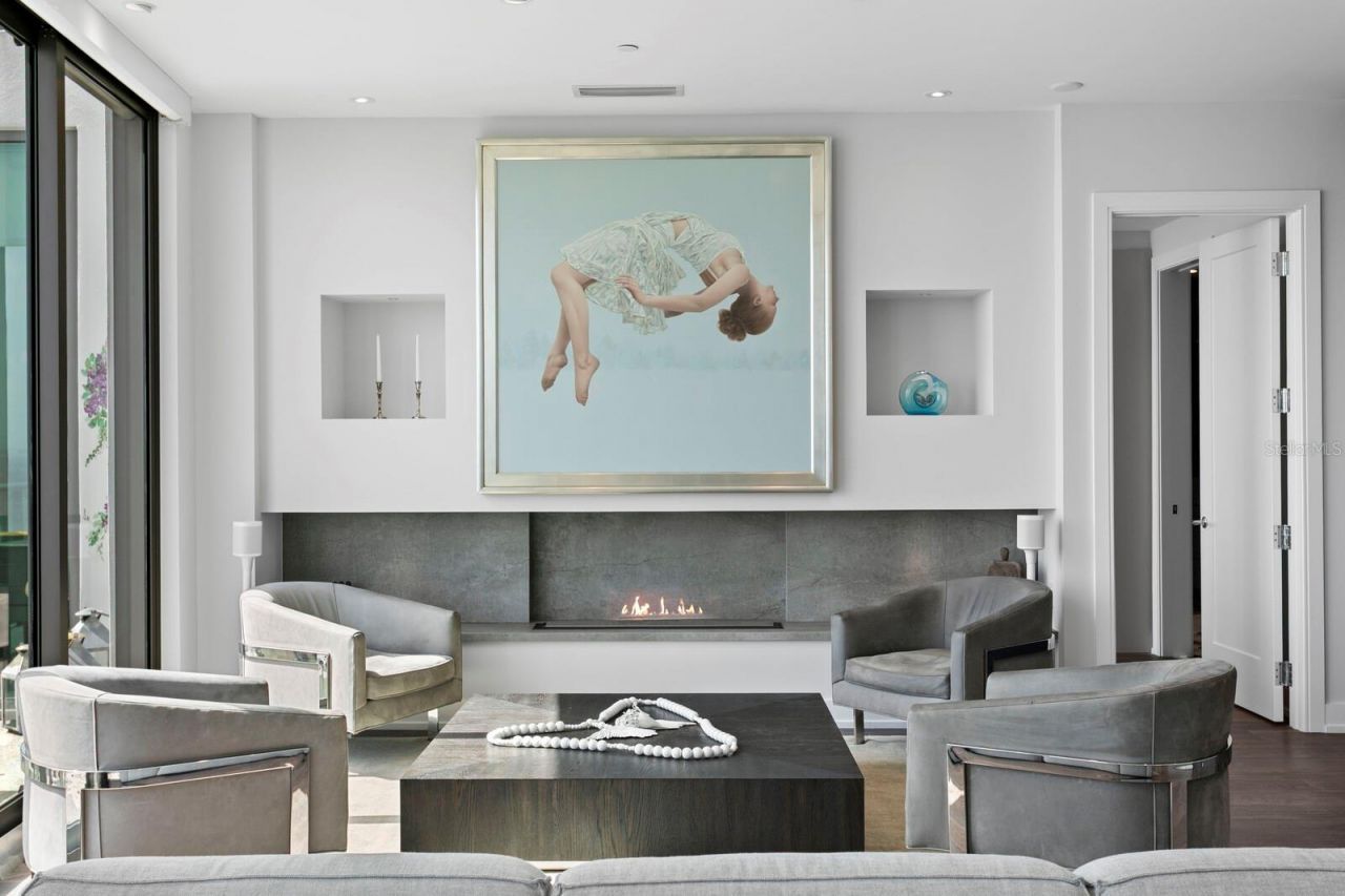 100 1st Avenue N, Unit 3905, Saint Petersburg, FL 33701 Photo