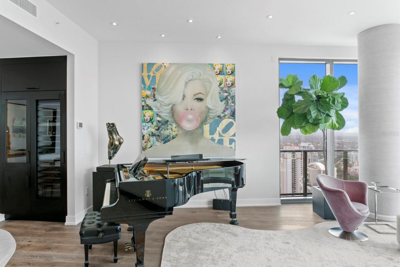 100 1st Avenue N, Unit 3905, Saint Petersburg, FL 33701 Photo