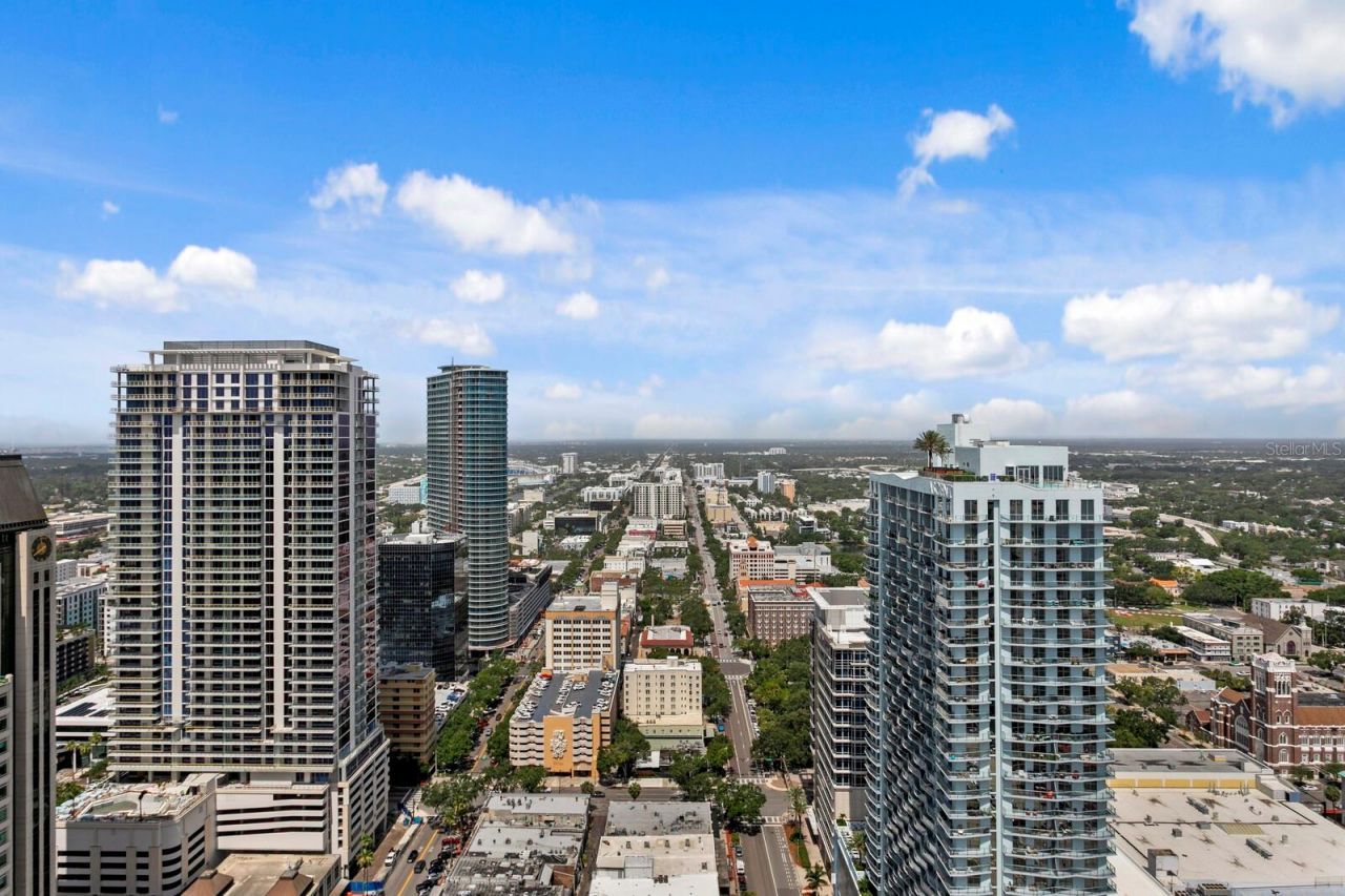 100 1st Avenue N, Unit 3905, Saint Petersburg, FL 33701 Photo