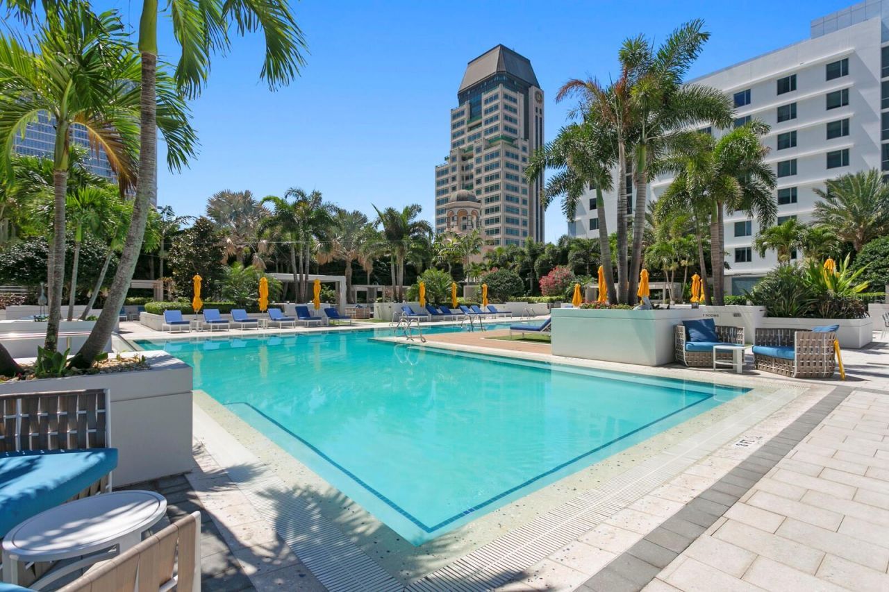 100 1st Avenue N, Unit 3905, Saint Petersburg, FL 33701 Photo