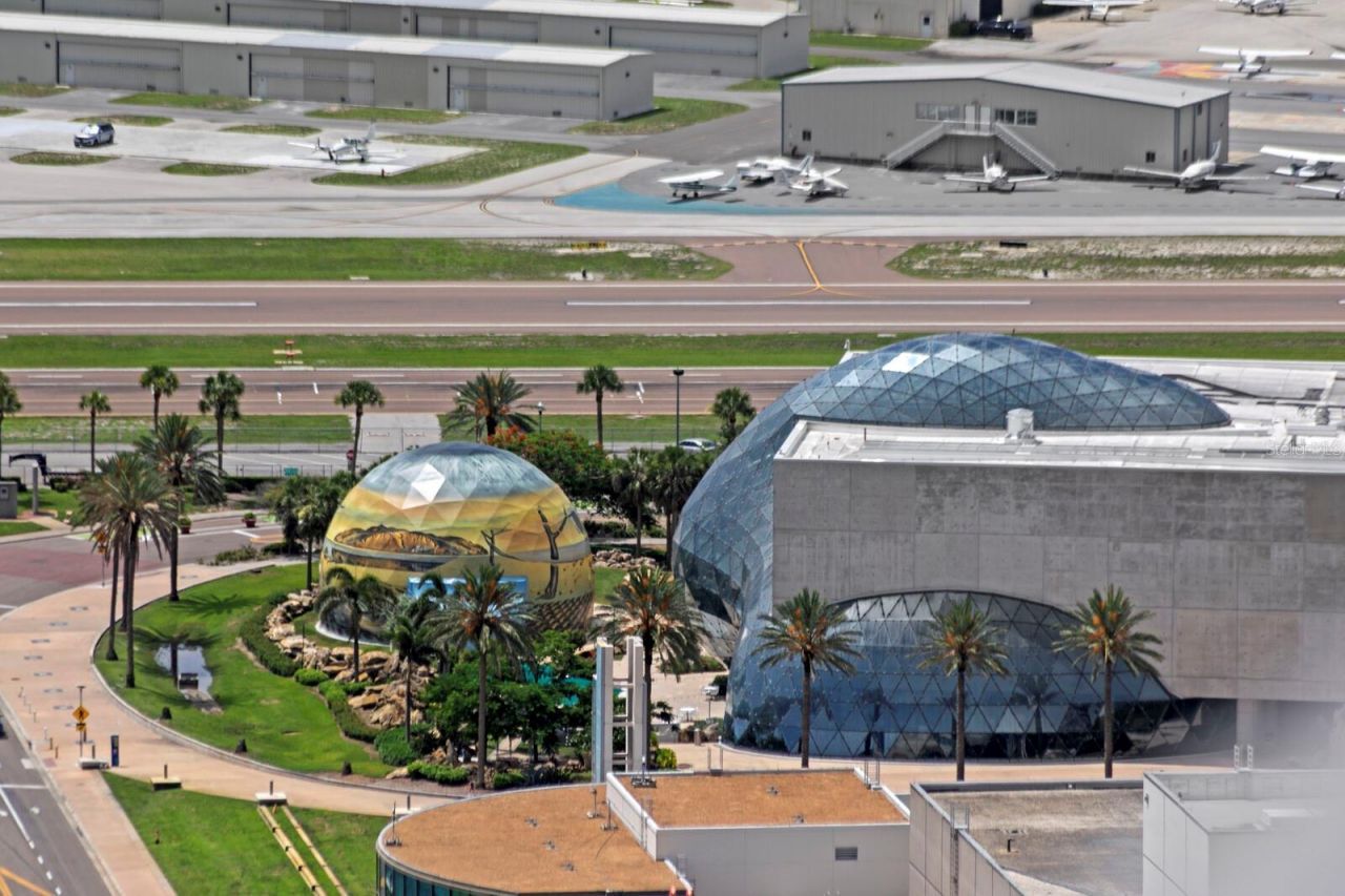 100 1st Avenue N, Unit 3905, Saint Petersburg, FL 33701 Photo