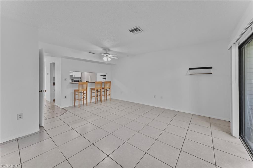 13160 Kings Point Dr, Unit 4, Fort Myers, FL 33919 Photo