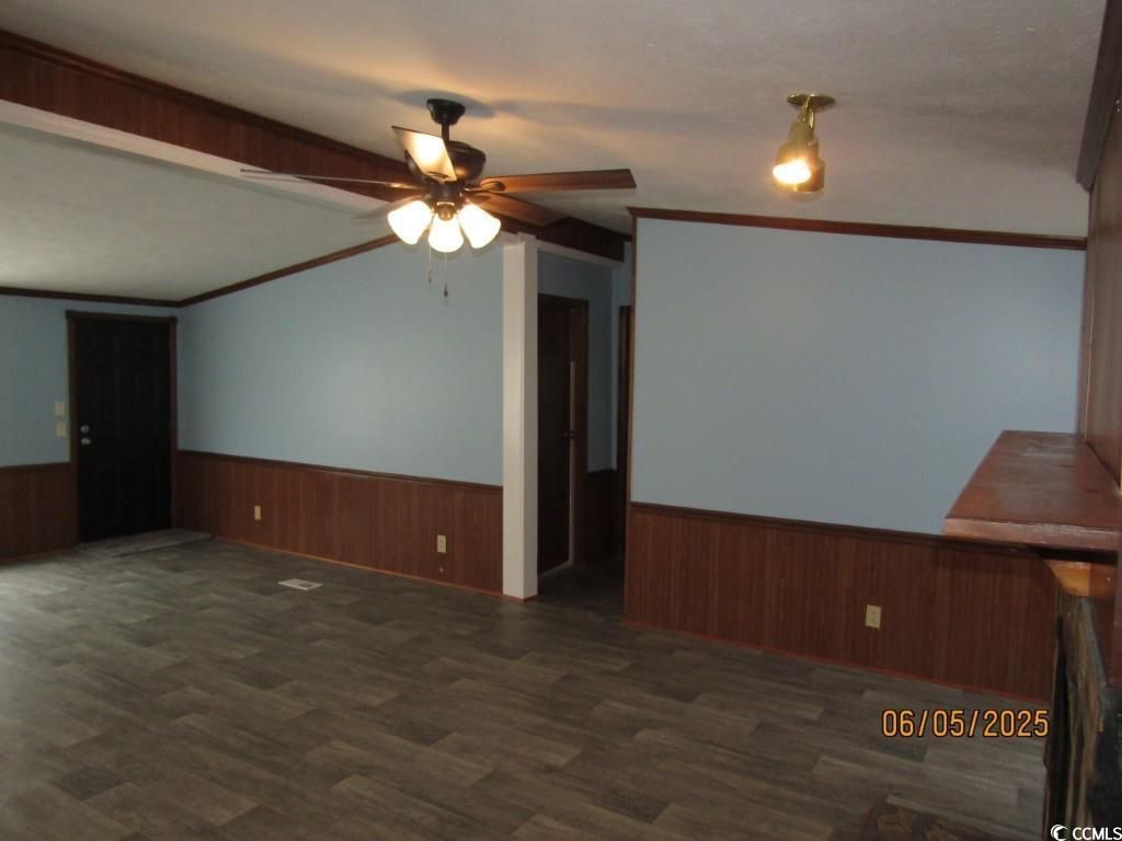 4883 Riverside Dr. Photo 10