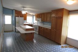 4883 Riverside Dr. photo 4