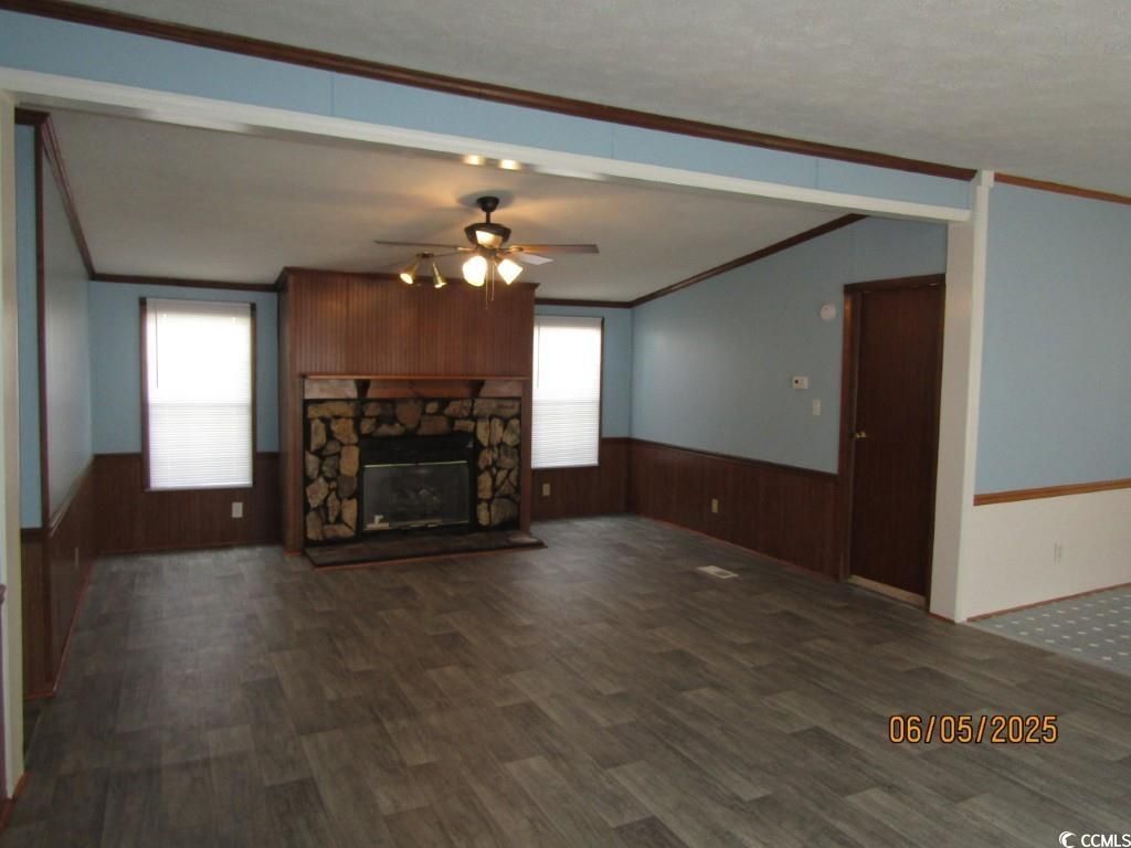 4883 Riverside Dr. Photo 5