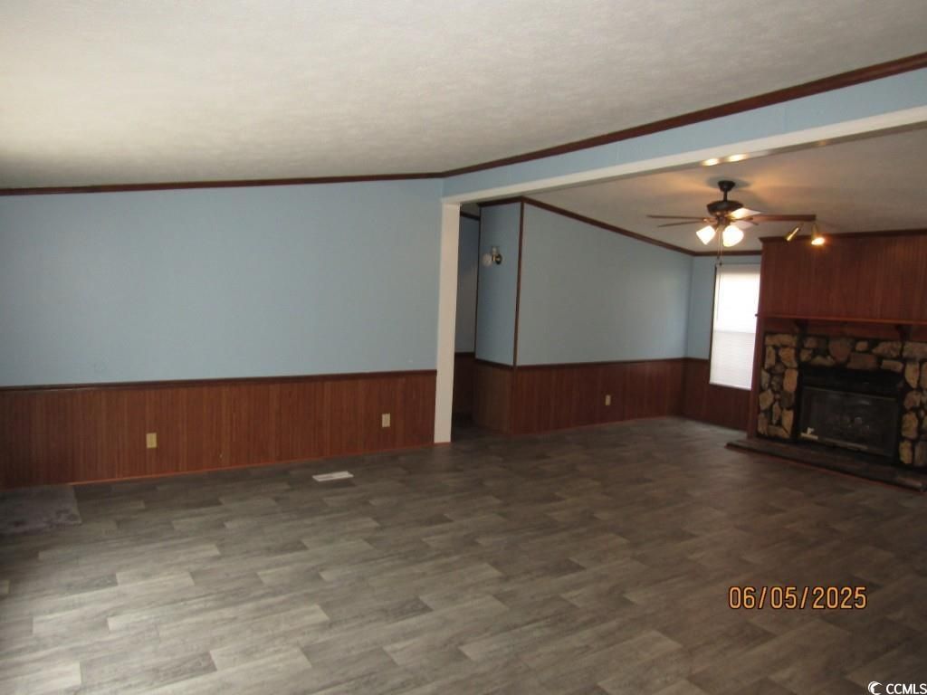 4883 Riverside Dr. Photo 7