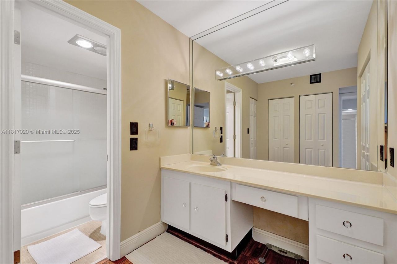 20225 NE 34th Ct, Unit 1014, Aventura, FL 33180 Photo