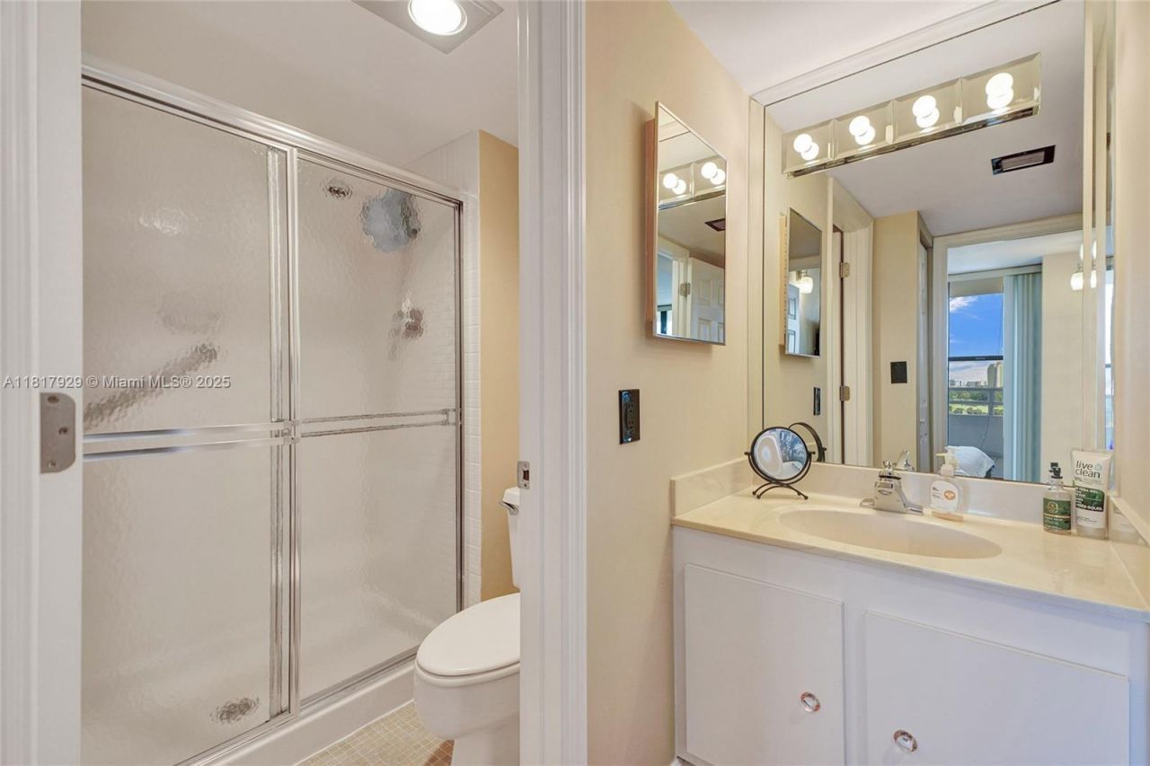 20225 NE 34th Ct, Unit 1014, Aventura, FL 33180 Photo