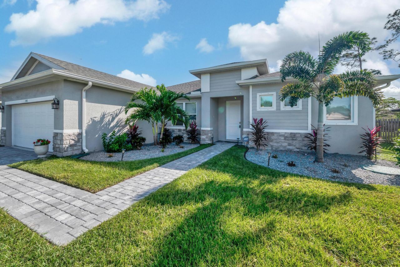 148 SW Sea Lion Road, Port Saint Lucie, FL 34953 Photo