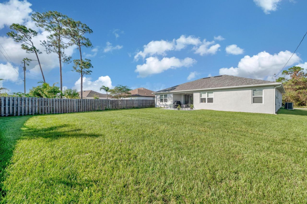 148 SW Sea Lion Road, Port Saint Lucie, FL 34953 Photo