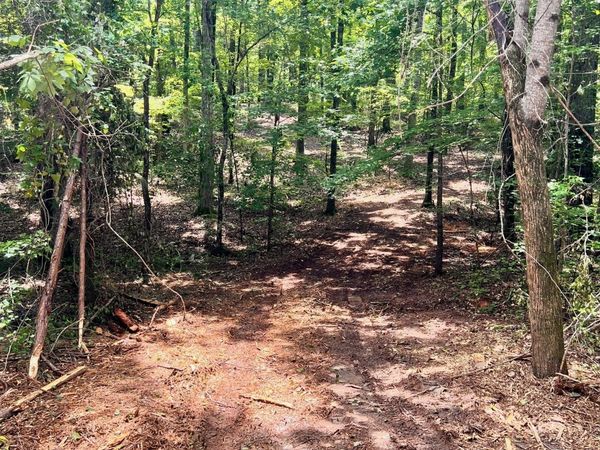 353 Retreat Trail, Lagrange, GA 30240