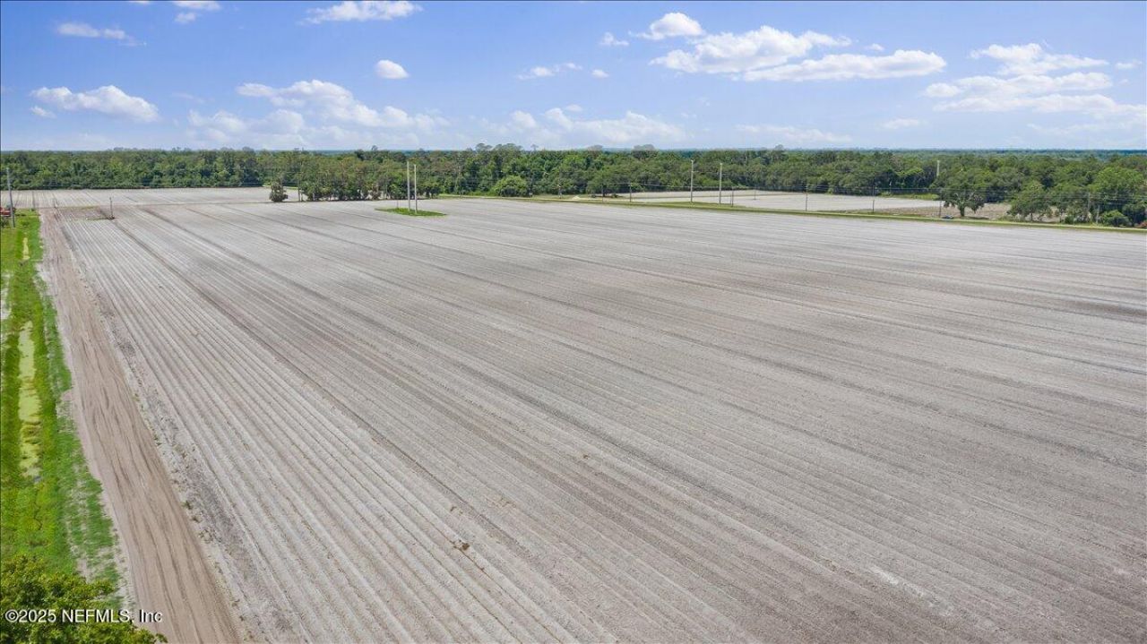 233 E River Road, East Palatka, FL 32131 Photo