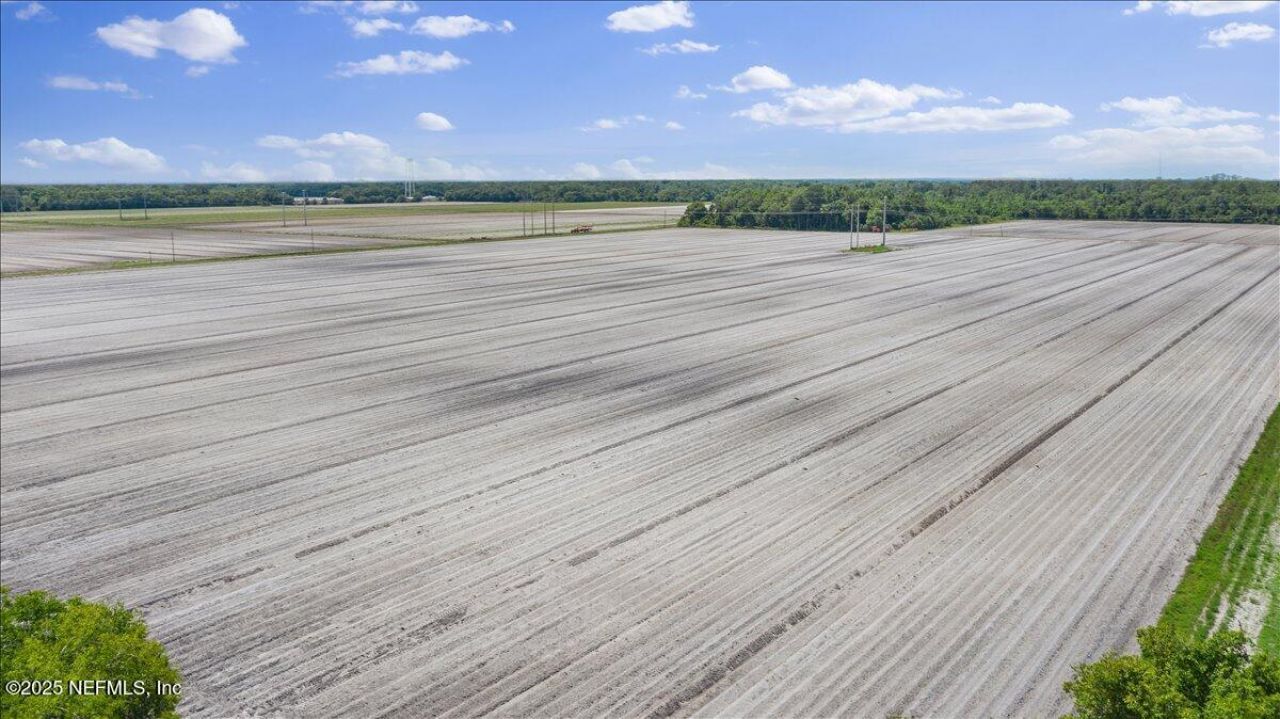 233 E River Road, East Palatka, FL 32131 Photo