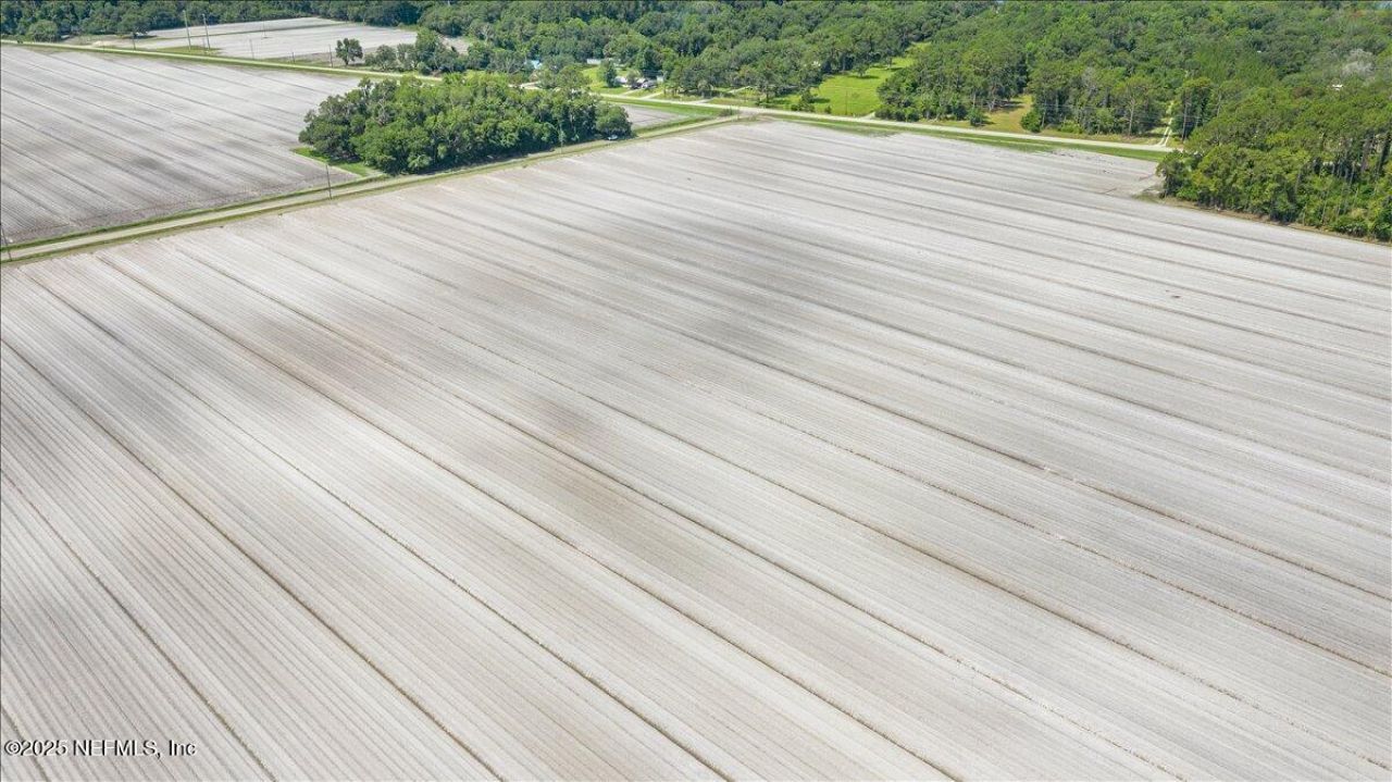 233 E River Road, East Palatka, FL 32131 Photo