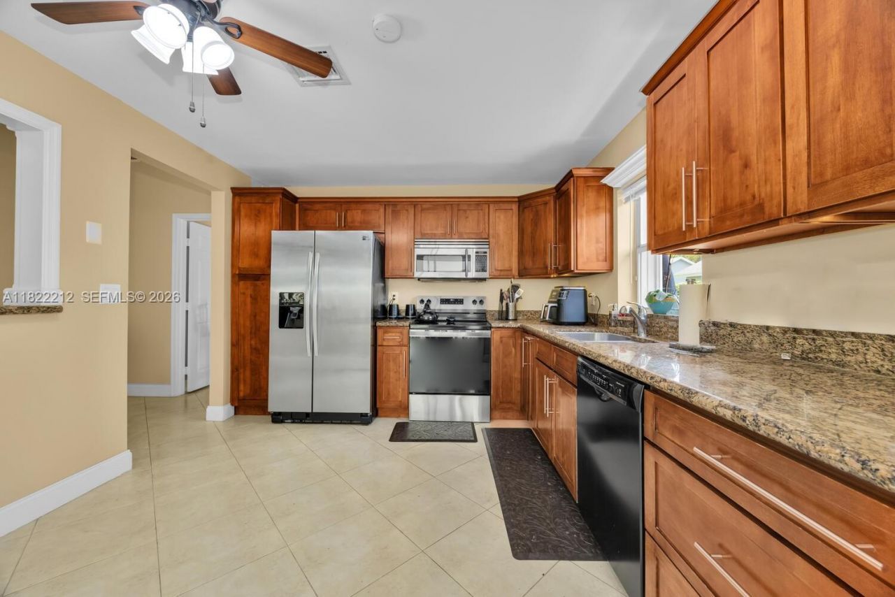 470 SE 21st Ln, Homestead, FL 33033 Photo