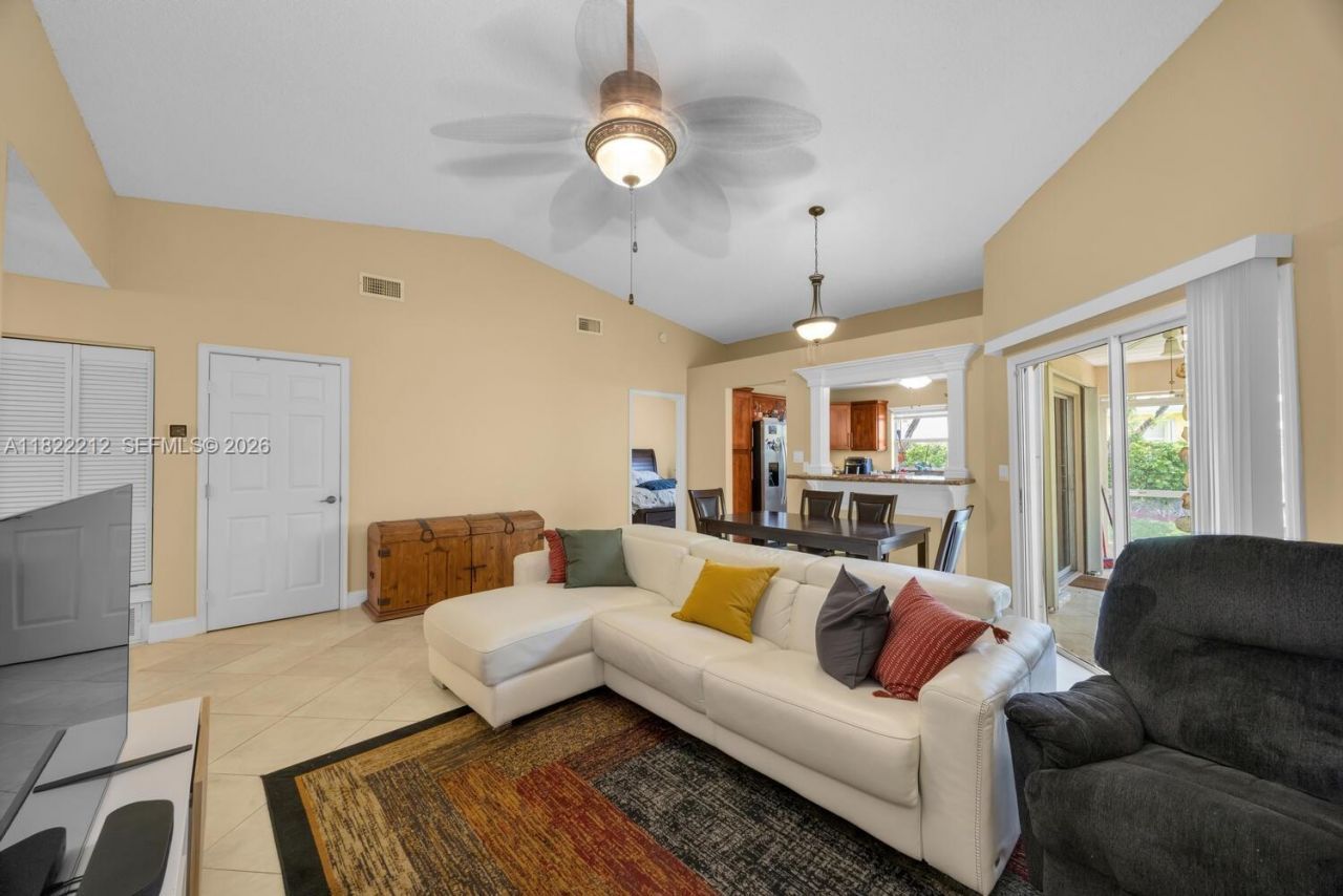 470 SE 21st Ln, Homestead, FL 33033 Photo