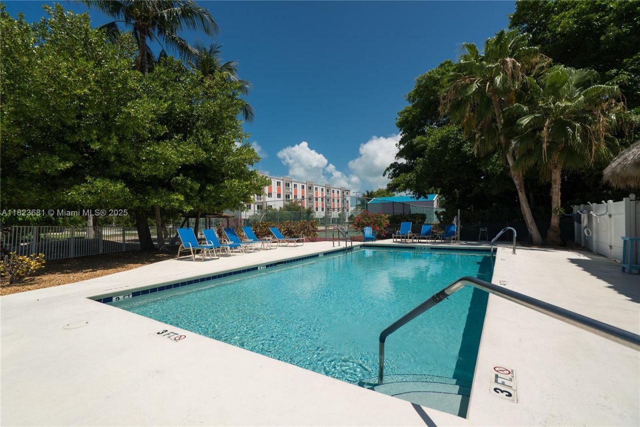 95 Coco Plum Dr, Unit 1A, Marathon, FL 33050 Photo