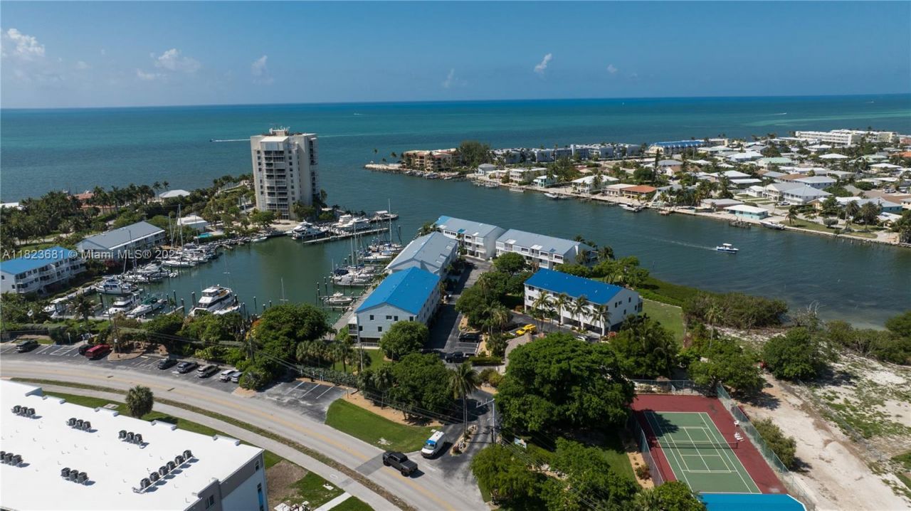 95 Coco Plum Dr, Unit 1A, Marathon, FL 33050 Photo