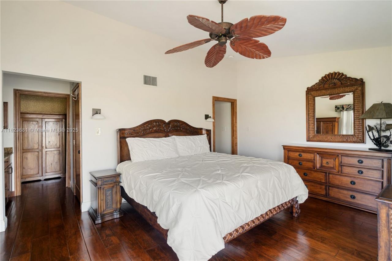 95 Coco Plum Dr, Unit 1A, Marathon, FL 33050 Photo