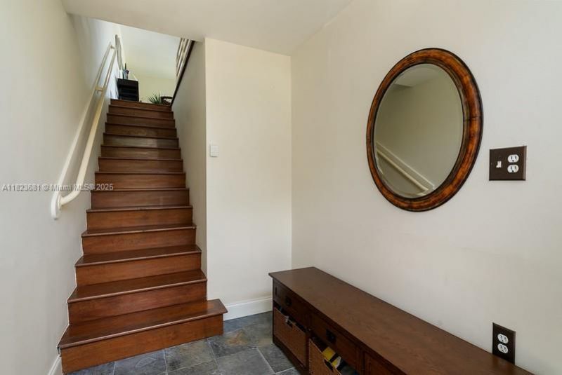 95 Coco Plum Dr, Unit 1A, Marathon, FL 33050 Photo