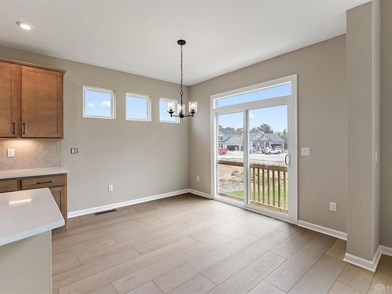 2387 Forest Oaks Drive, Beavercreek, OH 45431 Photo 13