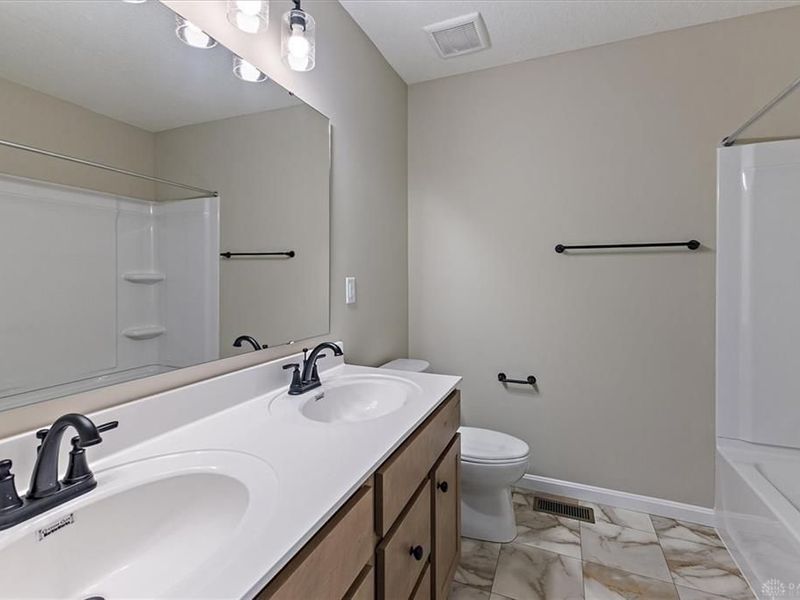 2387 Forest Oaks Drive, Beavercreek, OH 45431 Photo 23