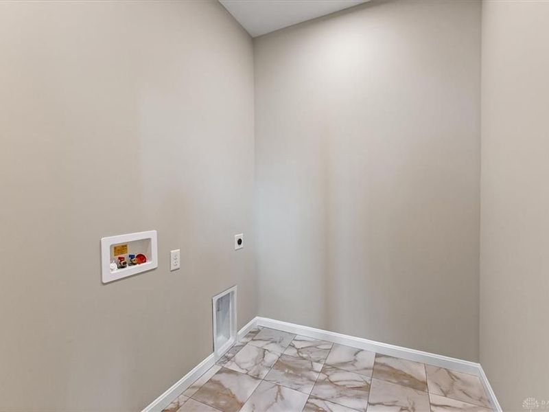 2387 Forest Oaks Drive, Beavercreek, OH 45431 Photo 25