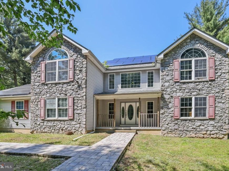 2299 Long Acre Drive, Effort, PA 18330 Main Photo