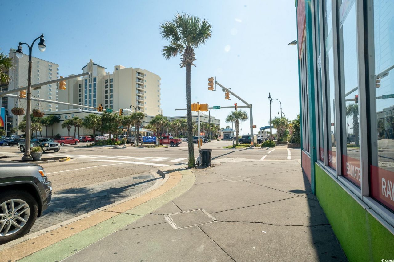 205 Main St. Photo 15