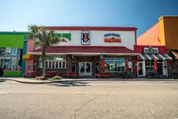 205 Main St. photo 4