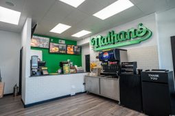 205 Main St. photo 4