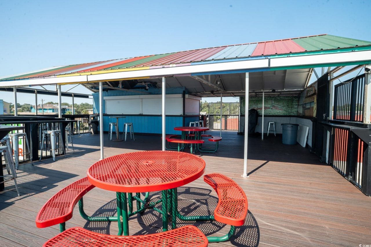 205 Main St. Photo 9