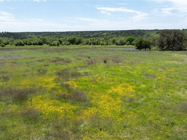 110 Yellowstone Drive , Oglesby, TX 76561